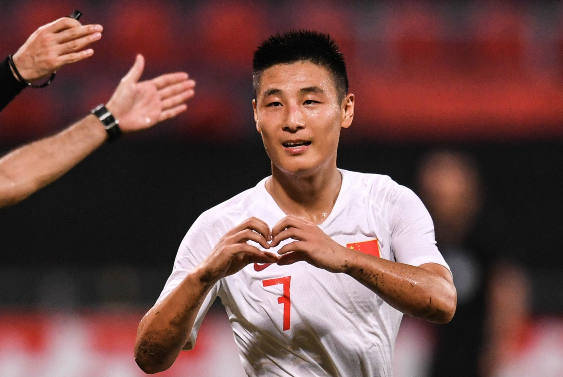 迪拜选手夺冠，荣膺亚足联冠军联赛冠军的简单介绍