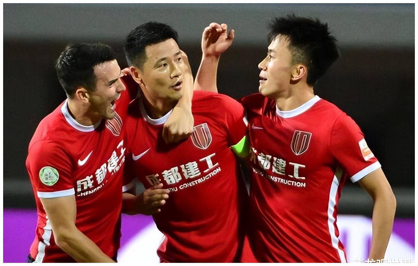 兵不血刃！球队技惊四座铁掌任天由命