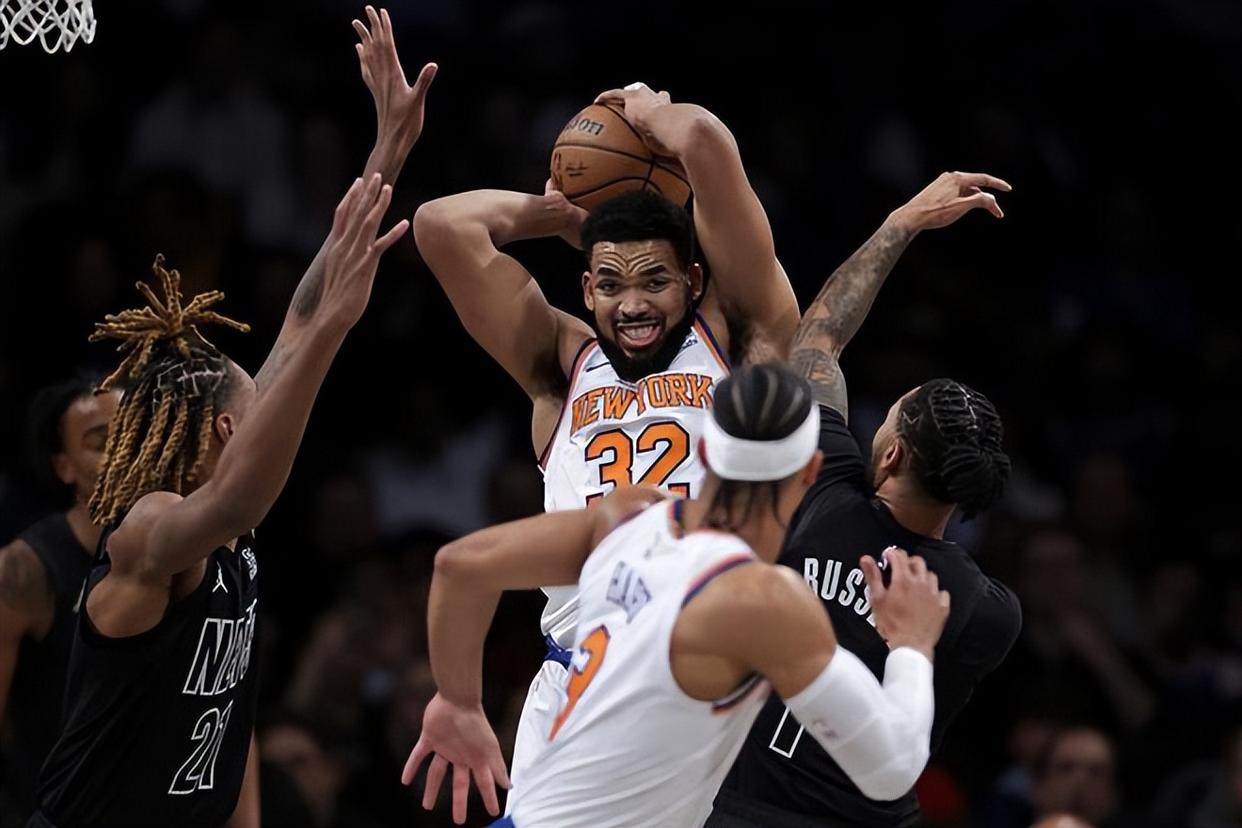 篮网轻取尼克斯,克莱点燃赛场的简单介绍 篮网轻取尼克斯,克莱点燃赛场的简单介绍