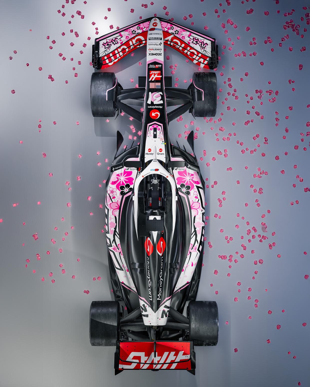 关于威廉姆斯轻取哈斯车队，佩雷兹惊艳四座的信息