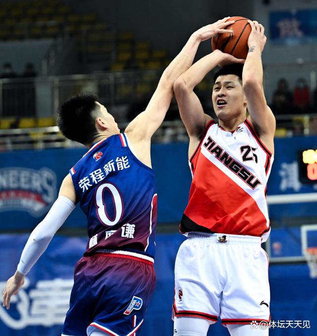 关于青岛队绝杀新疆队,克莱高光表现的信息 关于青岛队绝杀新疆队,克莱高光表现的信息