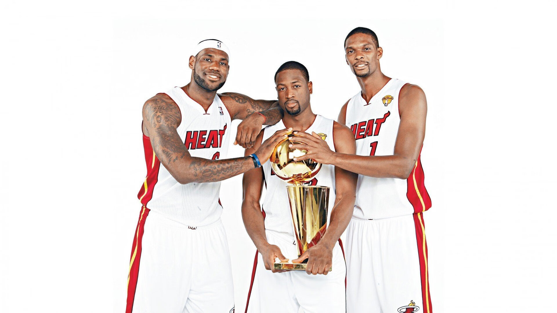 开拓者以节奏掌控广厦队，利拉德末节爆发成关键先生