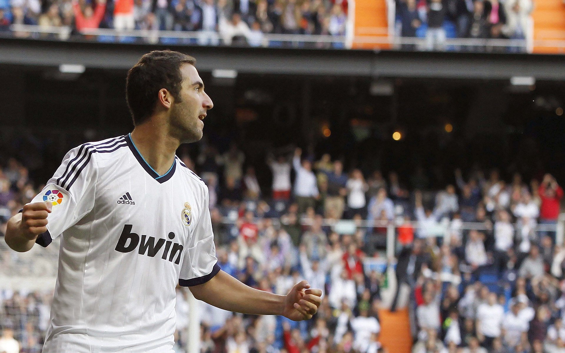 米切尔临危救主，辽宁队关键战力克广厦队